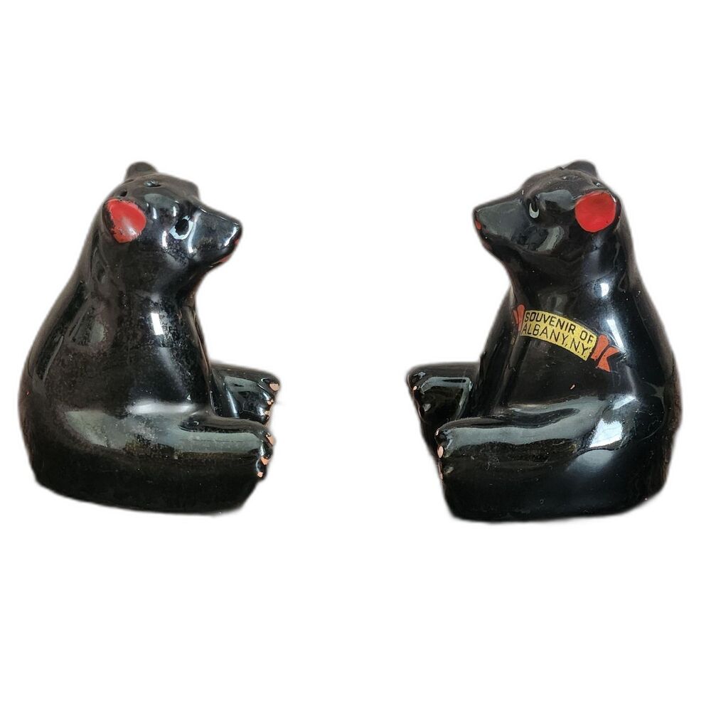 Black Bear Cub Salt Pepper Shakers Set Kitsch Cabin New York Souvenir Vtg Japan